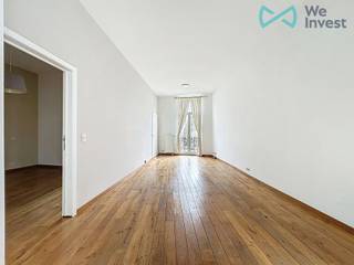 clara.jacquy@weinvest.be0456 12 69 85We Invest a le plaisir de vous proposer en exclusivité cet appartement lumineux situé au 150 Rue Gérard à...