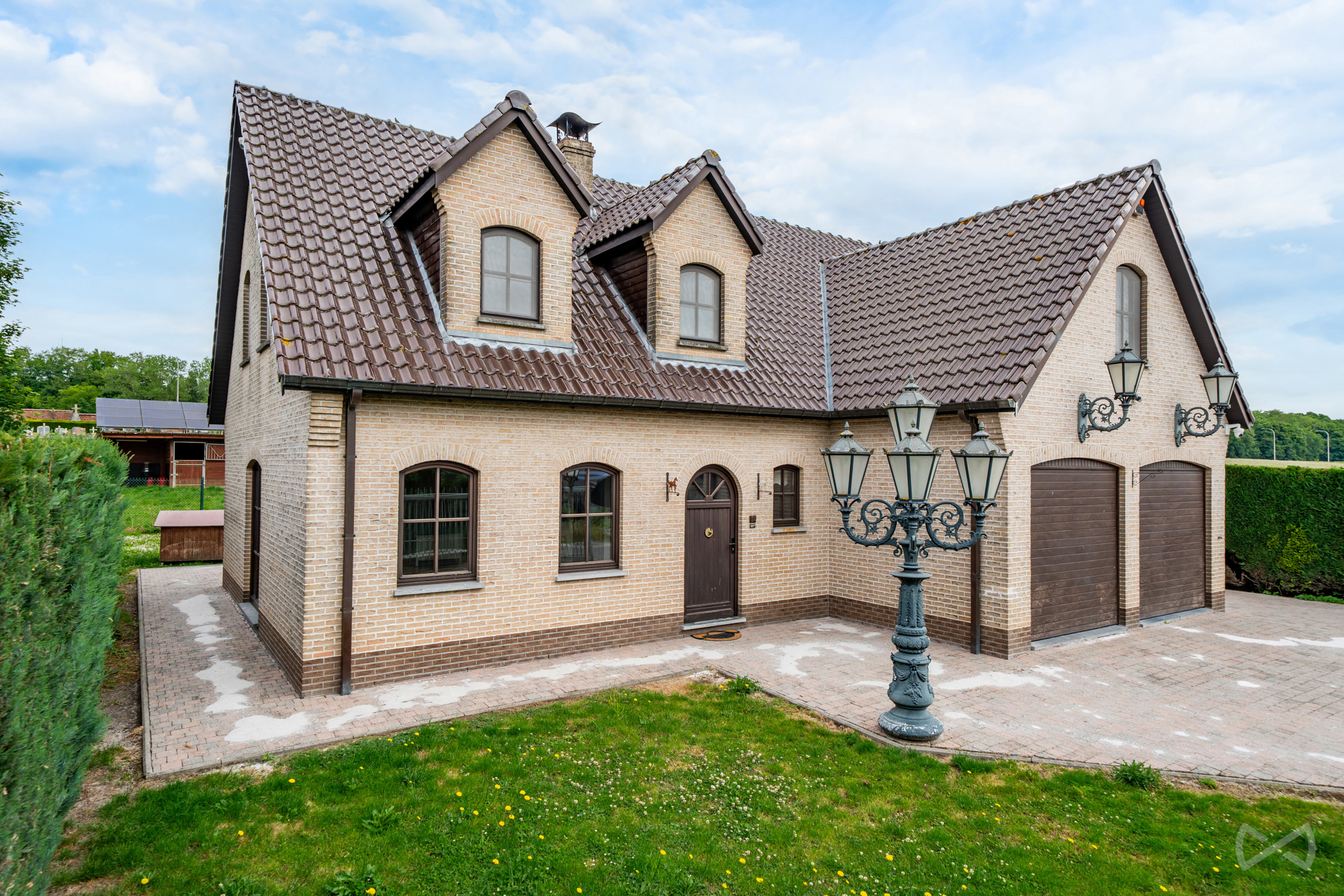 Huis te koop in Havré met 4 slaapkamers - foto 1
