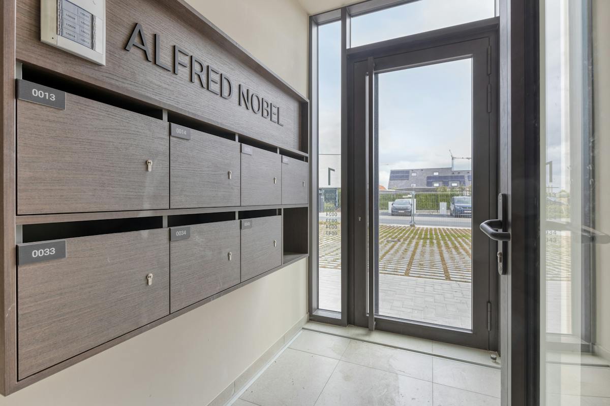 Newly built 2-bedroom apartment with a sunny terrace - photo 2
