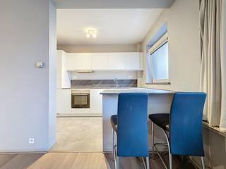 Dit appartement te huur bevindt zich op een rustige, doch centrale ligging in Merksem op de Winterkoningstraat vlakbij alle belangrijke...