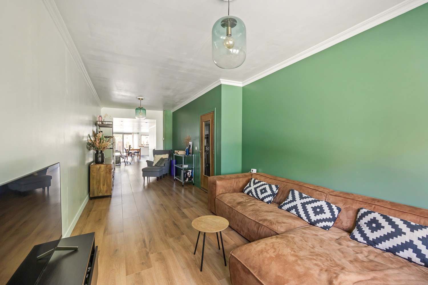 Ruime gezinswoning met 4 slaapkamers, prachtige tuin en garage in Boom - foto 5