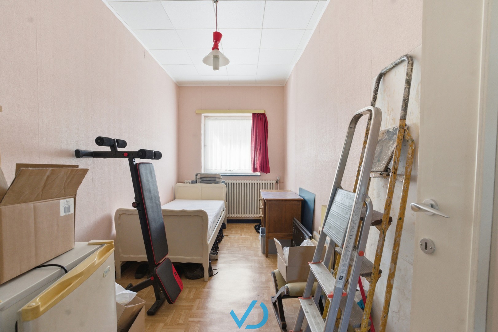 Zonovergoten duplex met ruim terras en twee garages in hartje Poperinge! - foto 4