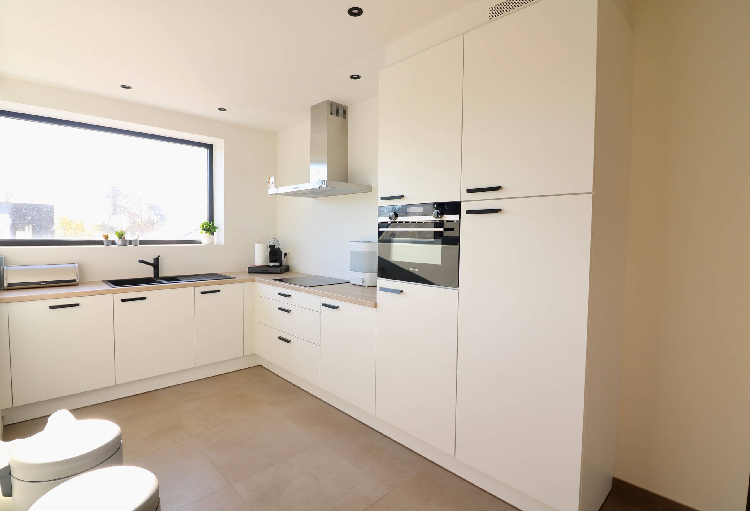 Modern, recent appartement met 2 slpk, terras en autostandplaats voor 315.000 EUR - foto 5