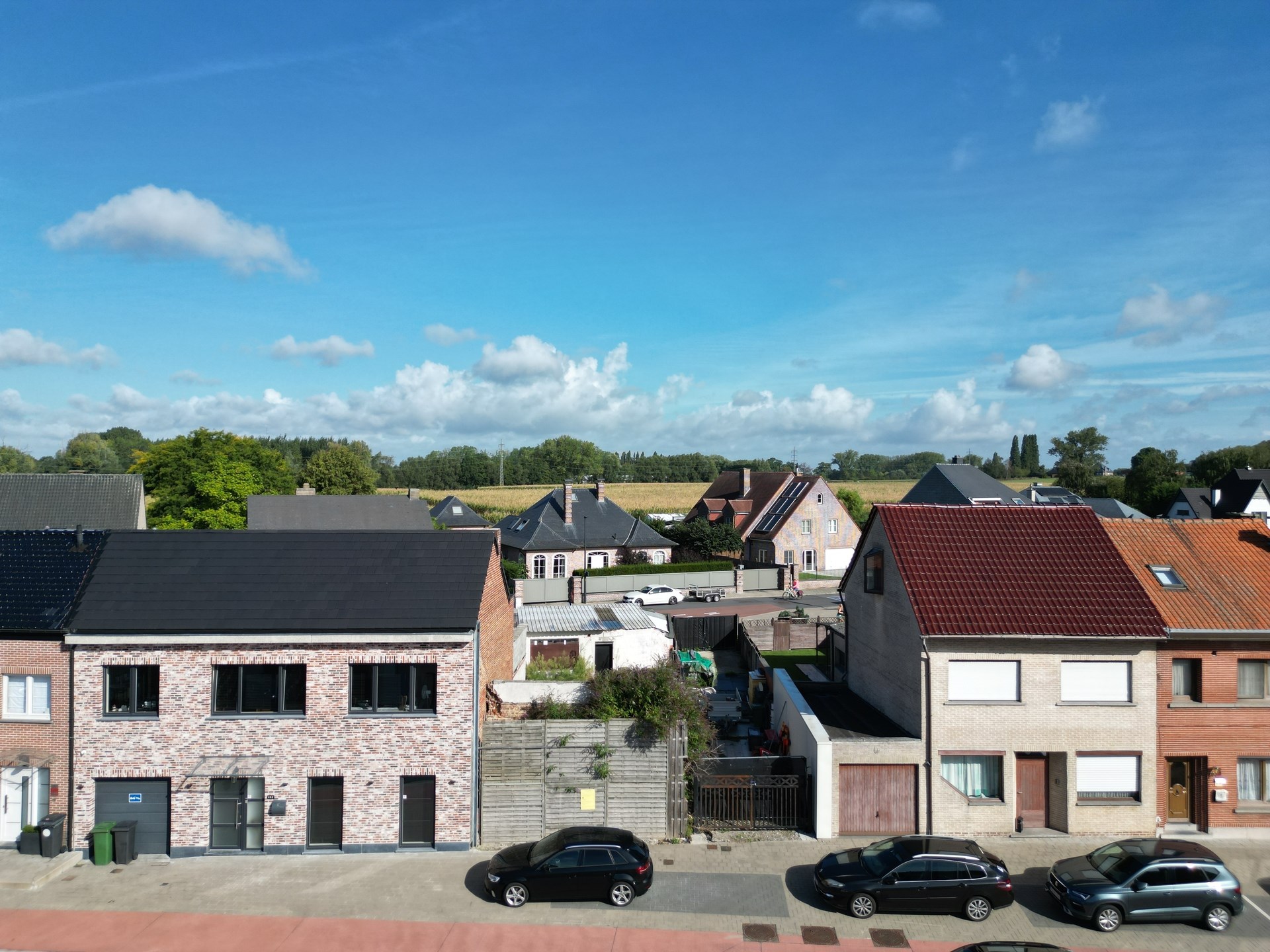 Bouwgrond met vergunde plannen op sterke ligging te Aalst - foto 2