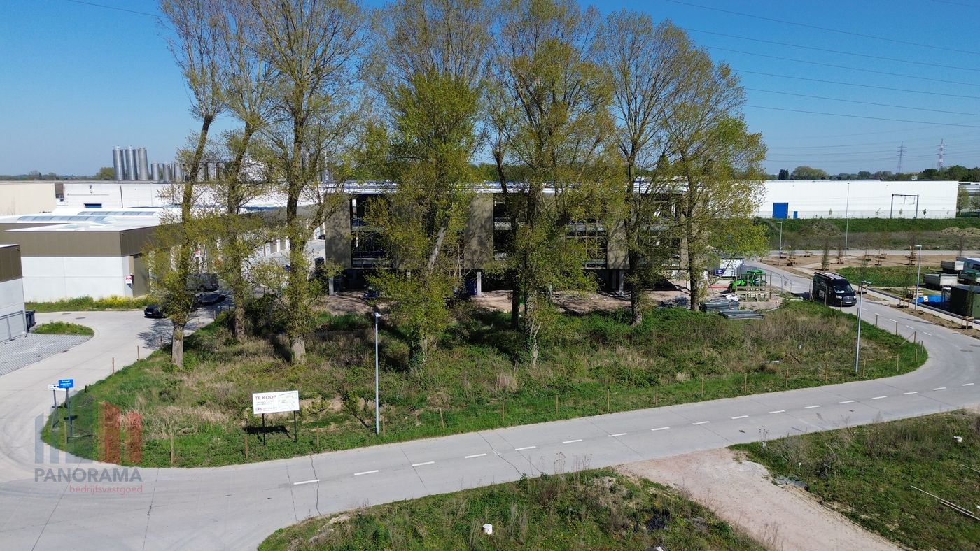 NIEUWBOUW KANTOOR VAN 301 M² TE HUUR - foto 4