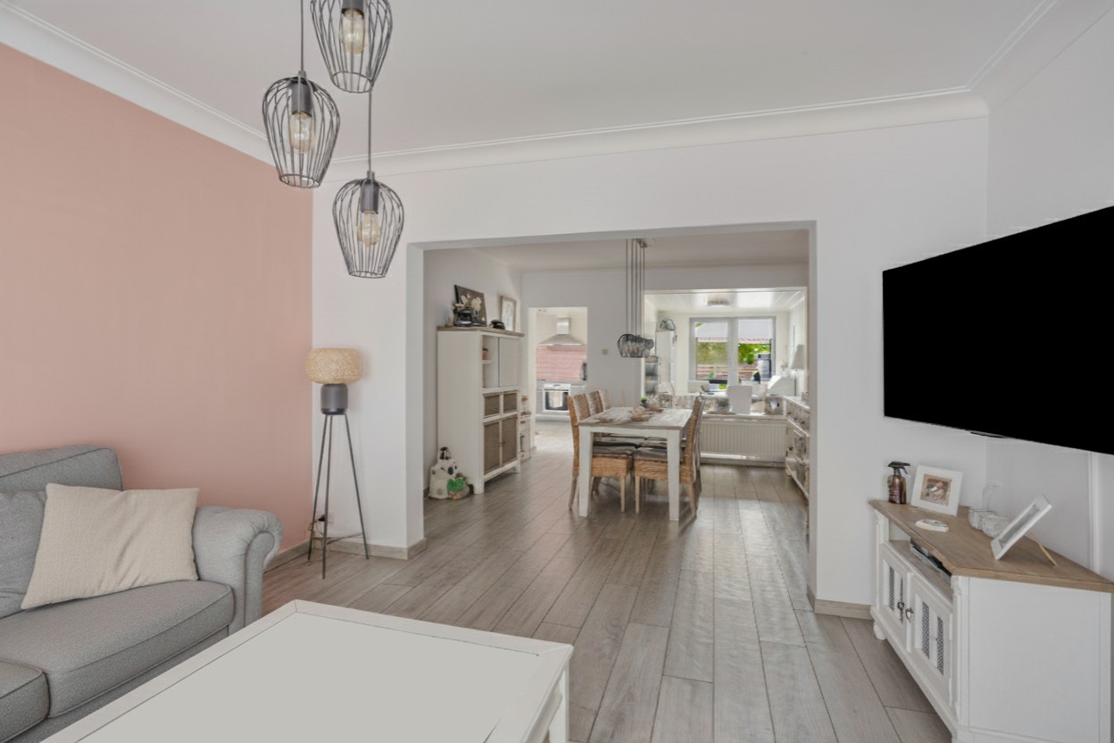 Zeer ruime en instapklare woning van 181 m², 4 slpk's en zeer leuke, zonnige tuin met prachtig uitzicht! - foto 4