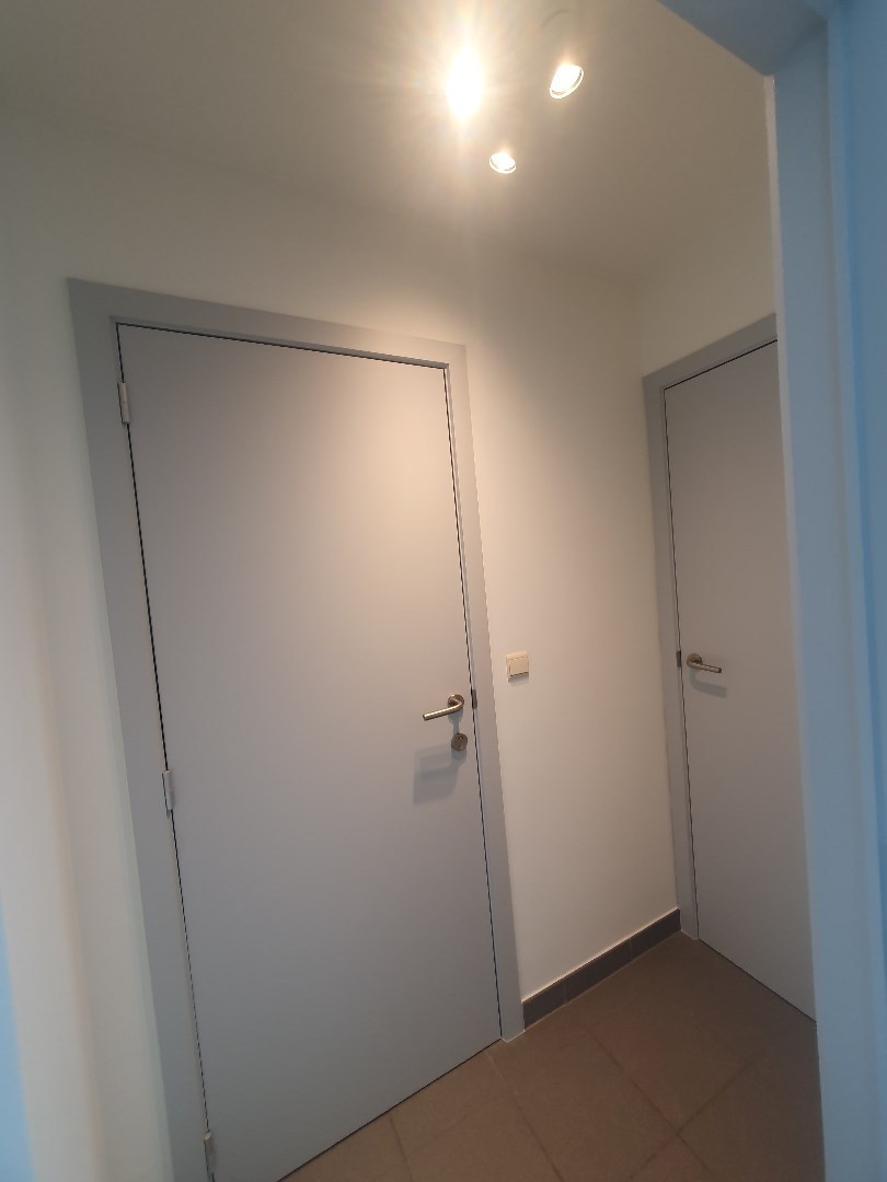 Modern recent appartement met terras: - foto 3