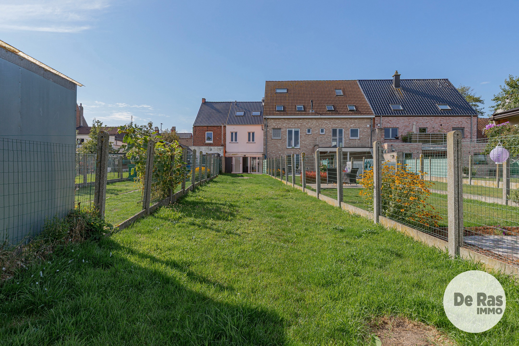 AALST - Totaal gerenoveerde woning in een doodlopende straat - foto 2