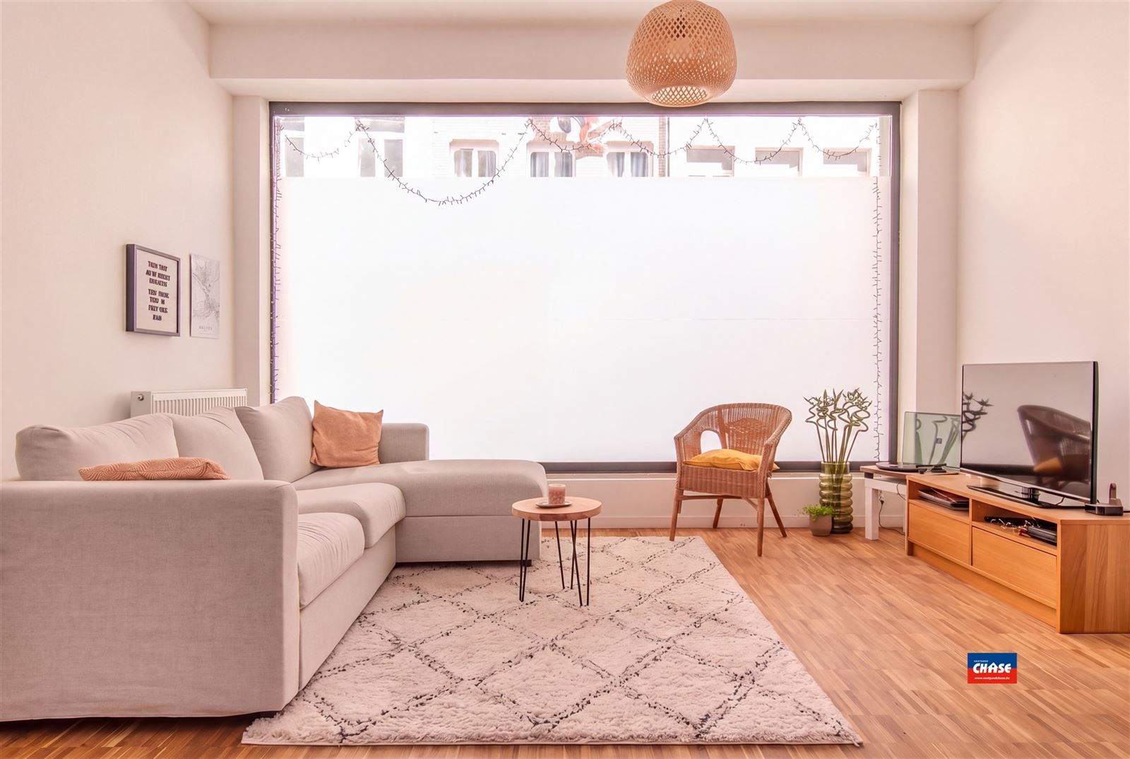 Gerenoveerd gelijkvloersappartement met stadstuin in het historisch centrum  - foto 4