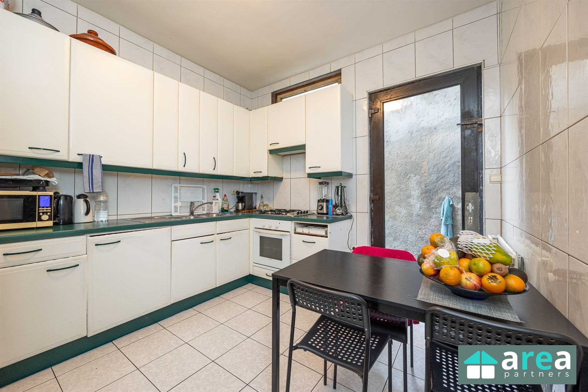 Ruime woning met 6 slpk en koer! - foto 4
