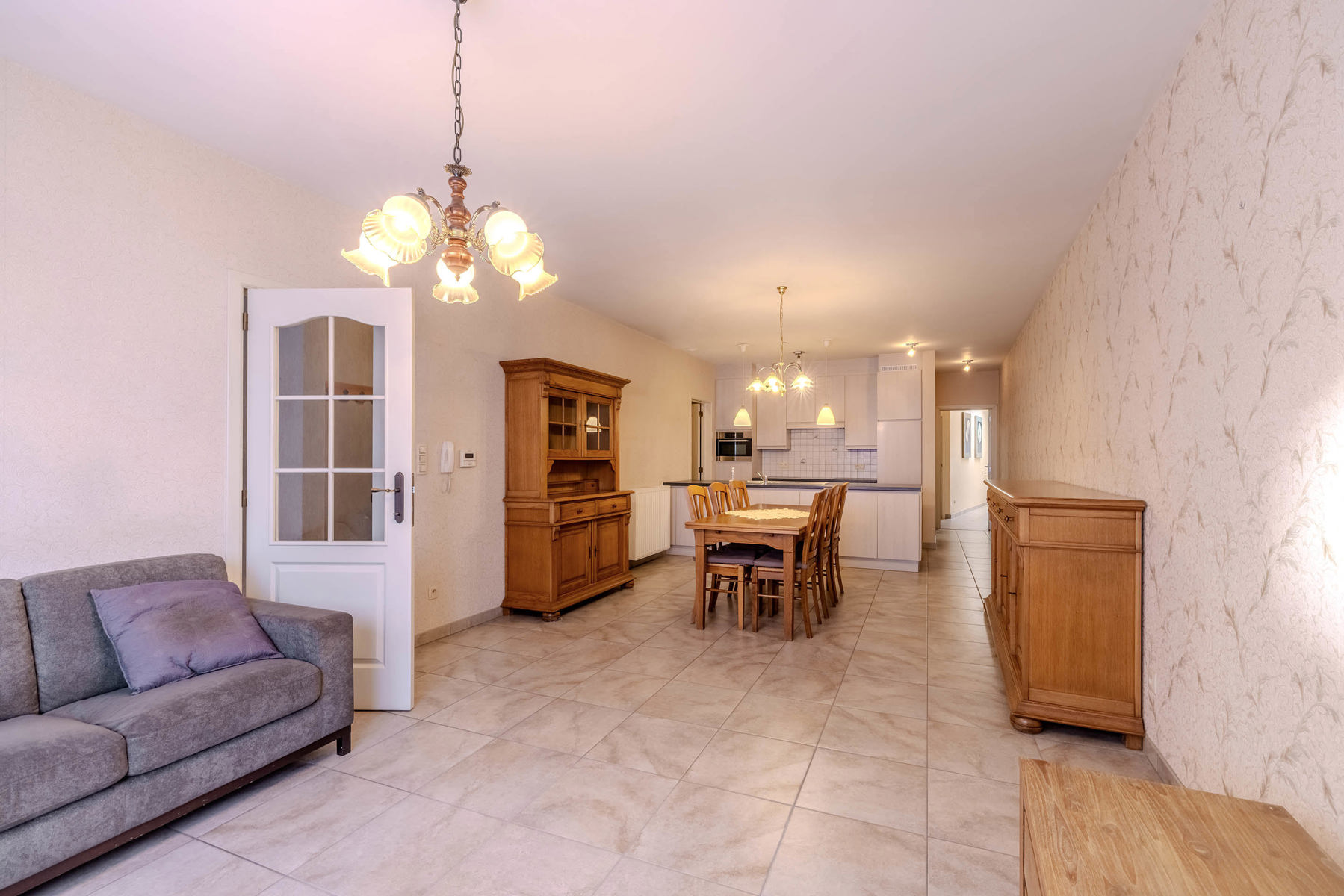 GLV app (132m²) met 2slpk, terras, garagebox en kelder - foto 4