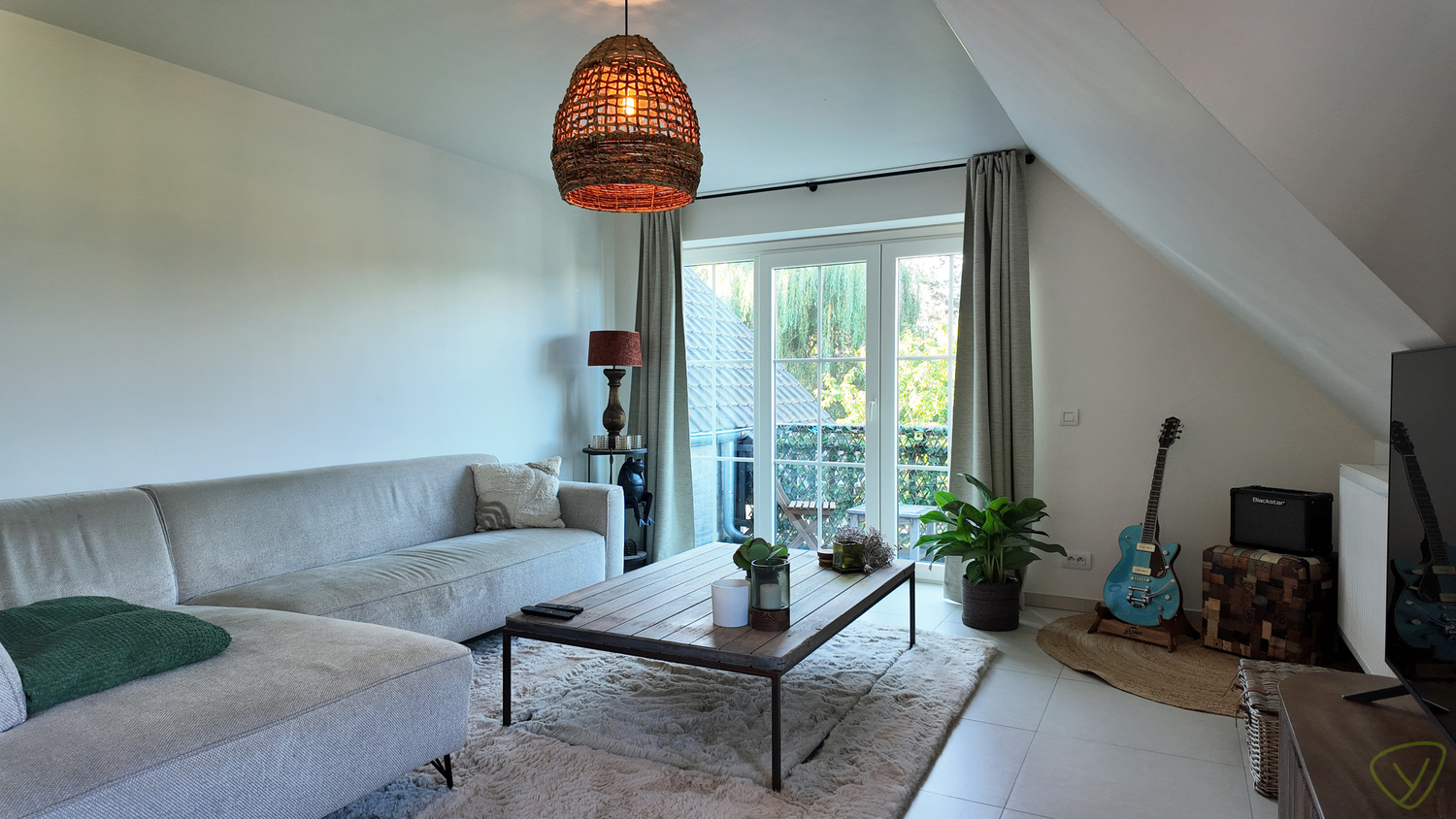 Gezellig duplex-appartement net buiten het centrum van Eeklo! - foto 4