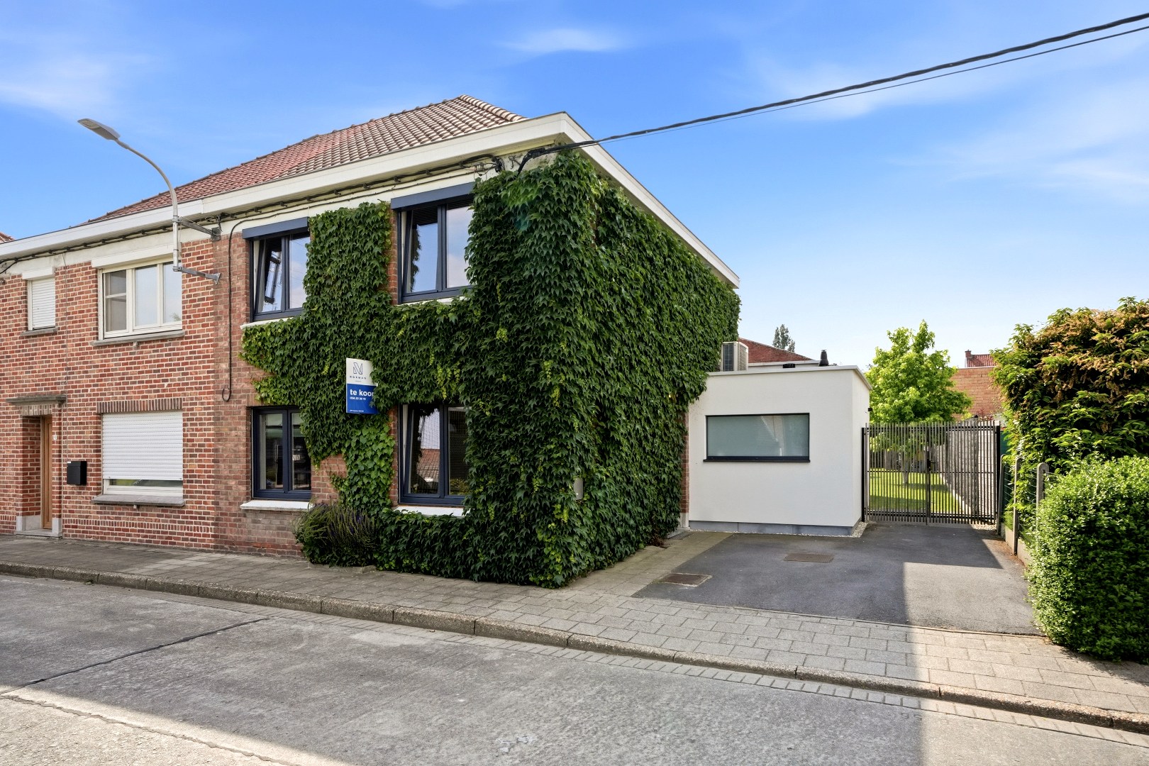 Uitzonderlijk knap gerenoveerde woning in Bavikhove met zonnige tuin, gelijkvloerse kamer en 3 slaapkamers - foto 4