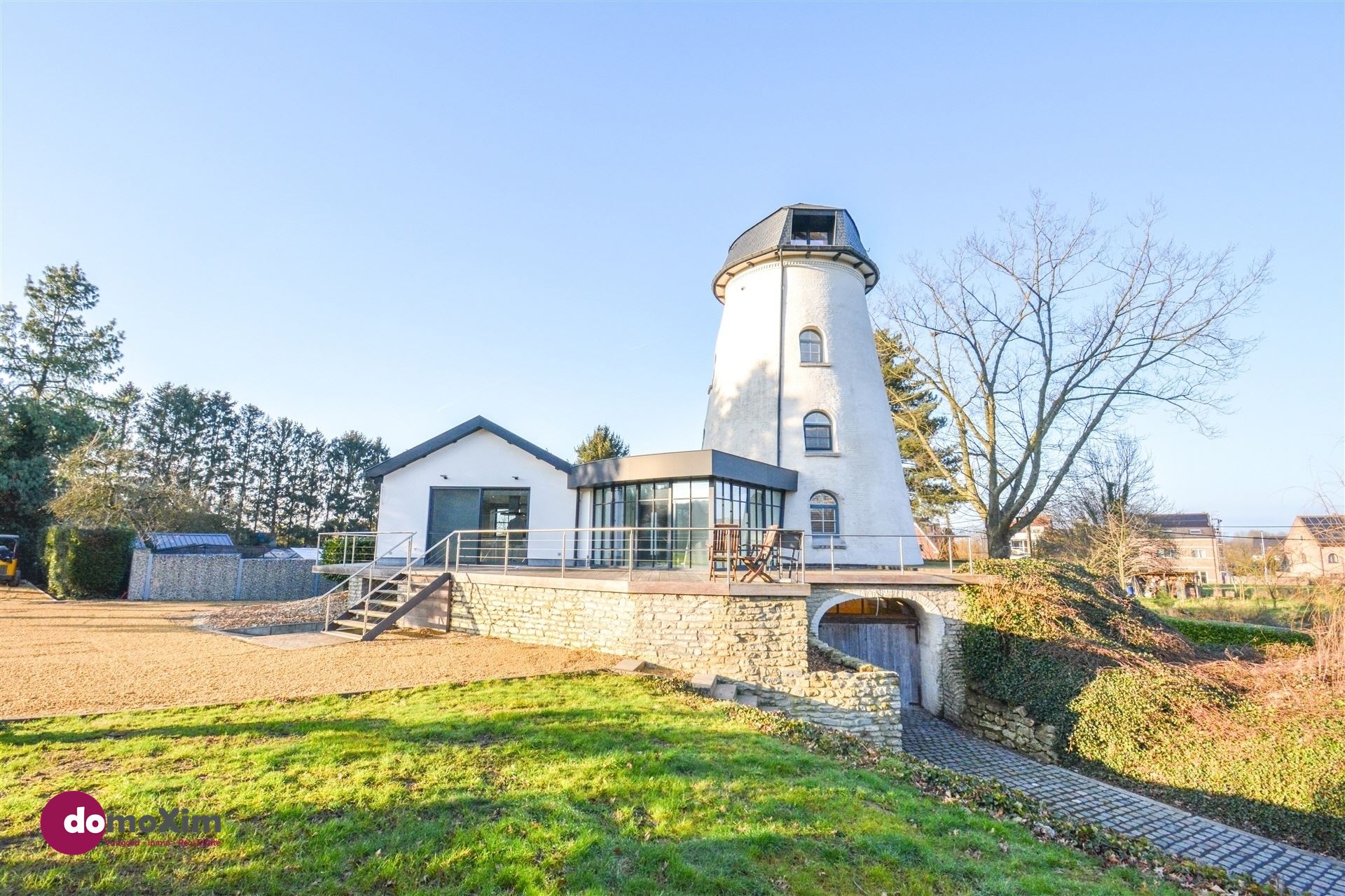 De Oude Korenmolen van Veltem, een unieke villa op een perceel van 47 are - foto 1
