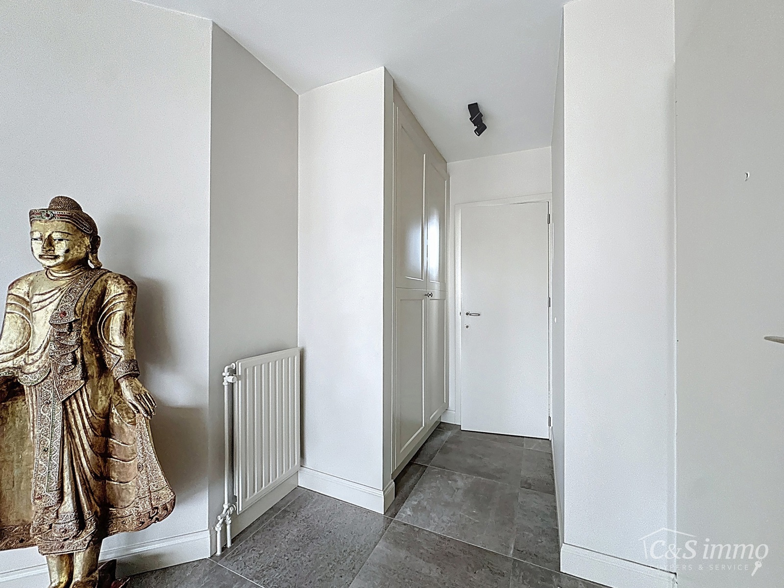 Ruim dakappartement met 3 slaapkamers en riant terras in Wilrijk - foto 4