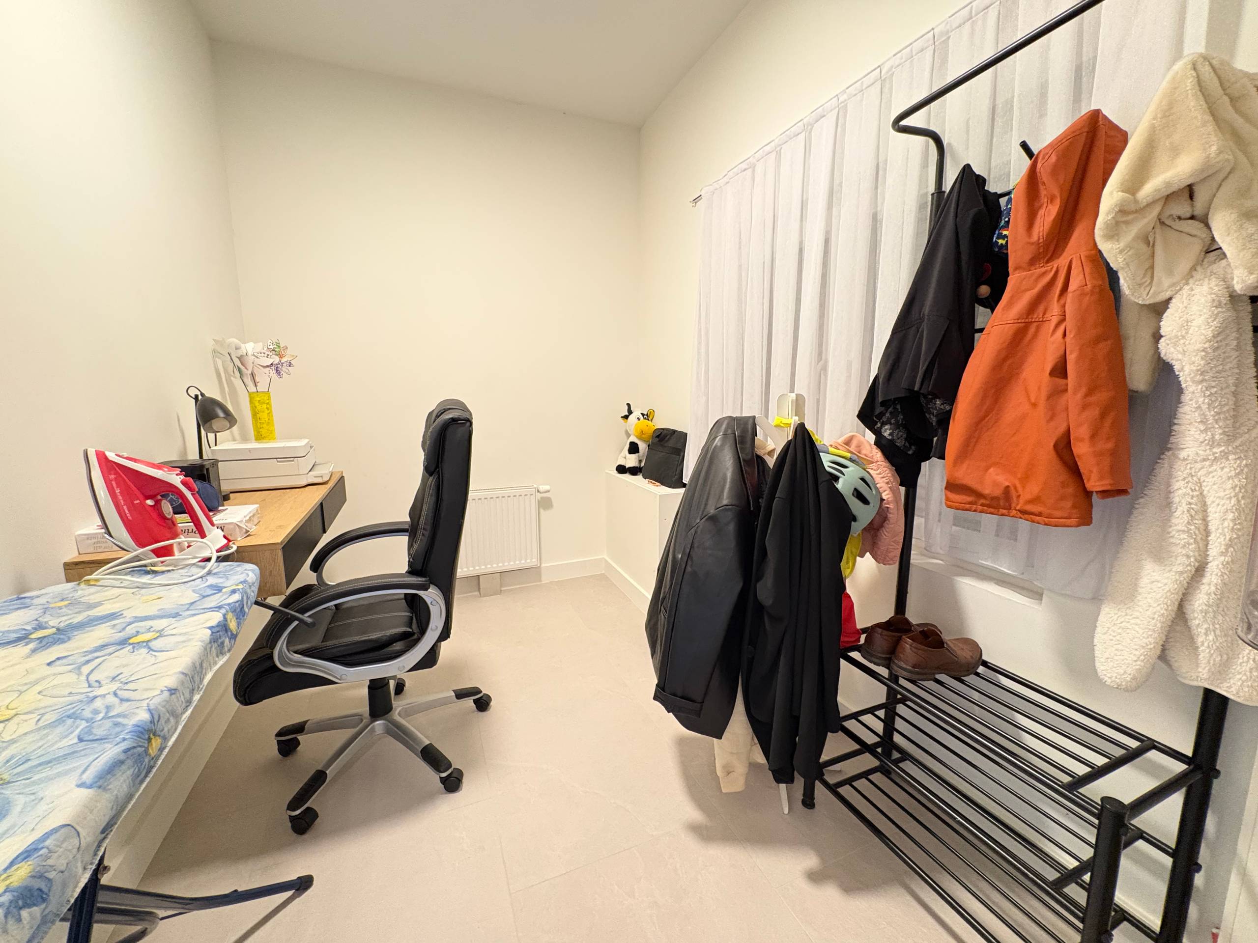 Alleenstaande, instapklare woning met 3 slaapkamers +garage - foto 4