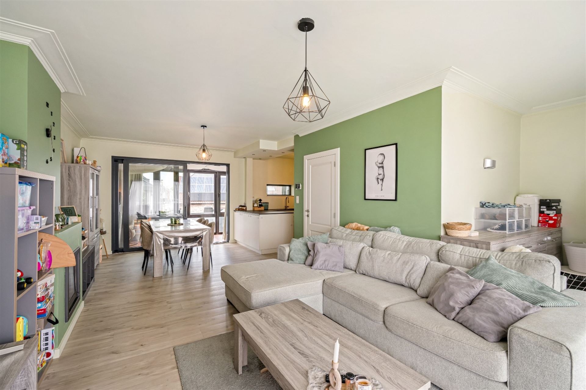 Lichtrijke 4-gevel bel-etagewoning - foto 3