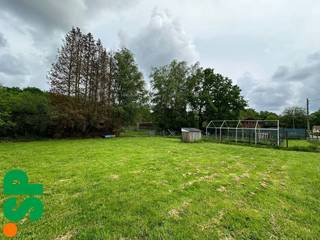 Droomt u van een plek midden in de natuur, waar rust en ruimte centraal staan? Ontdek dit perceel van 1.021 m² recreatiegrond, ideaal gelegen in...