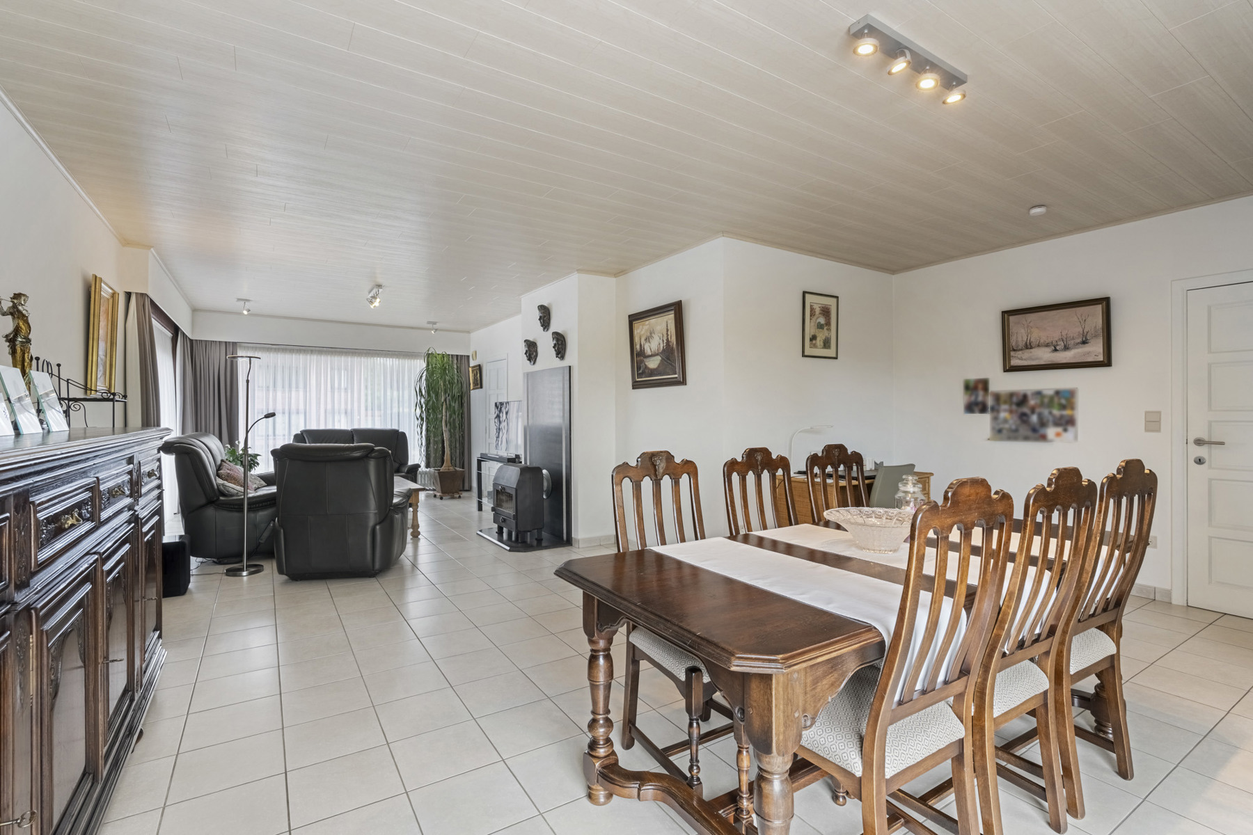 Instapklare 3-slpk woning met garage en kelder op 1719 m². - foto 4