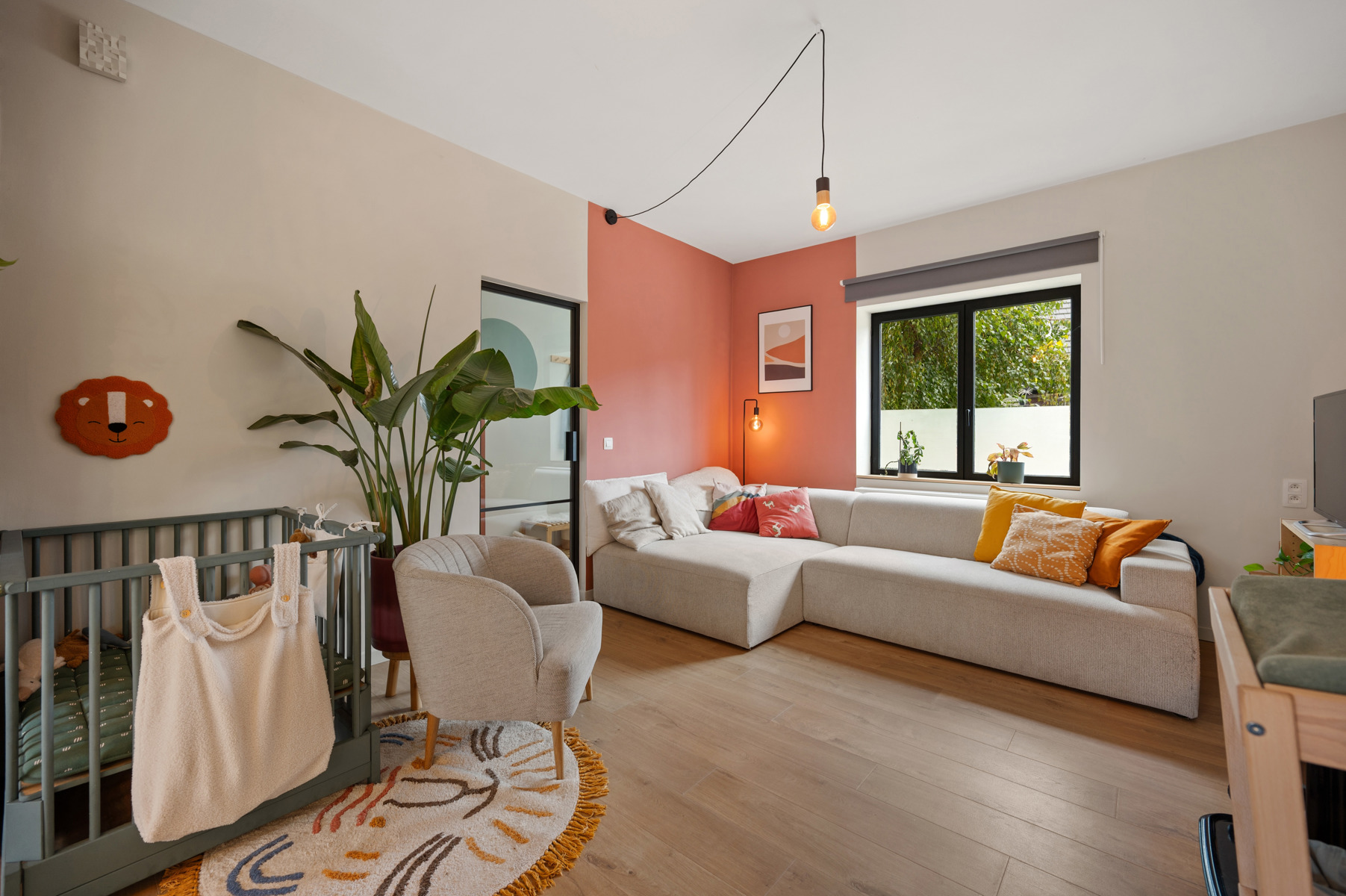 Recent gerenoveerde woning met prachtige tuin - foto 4