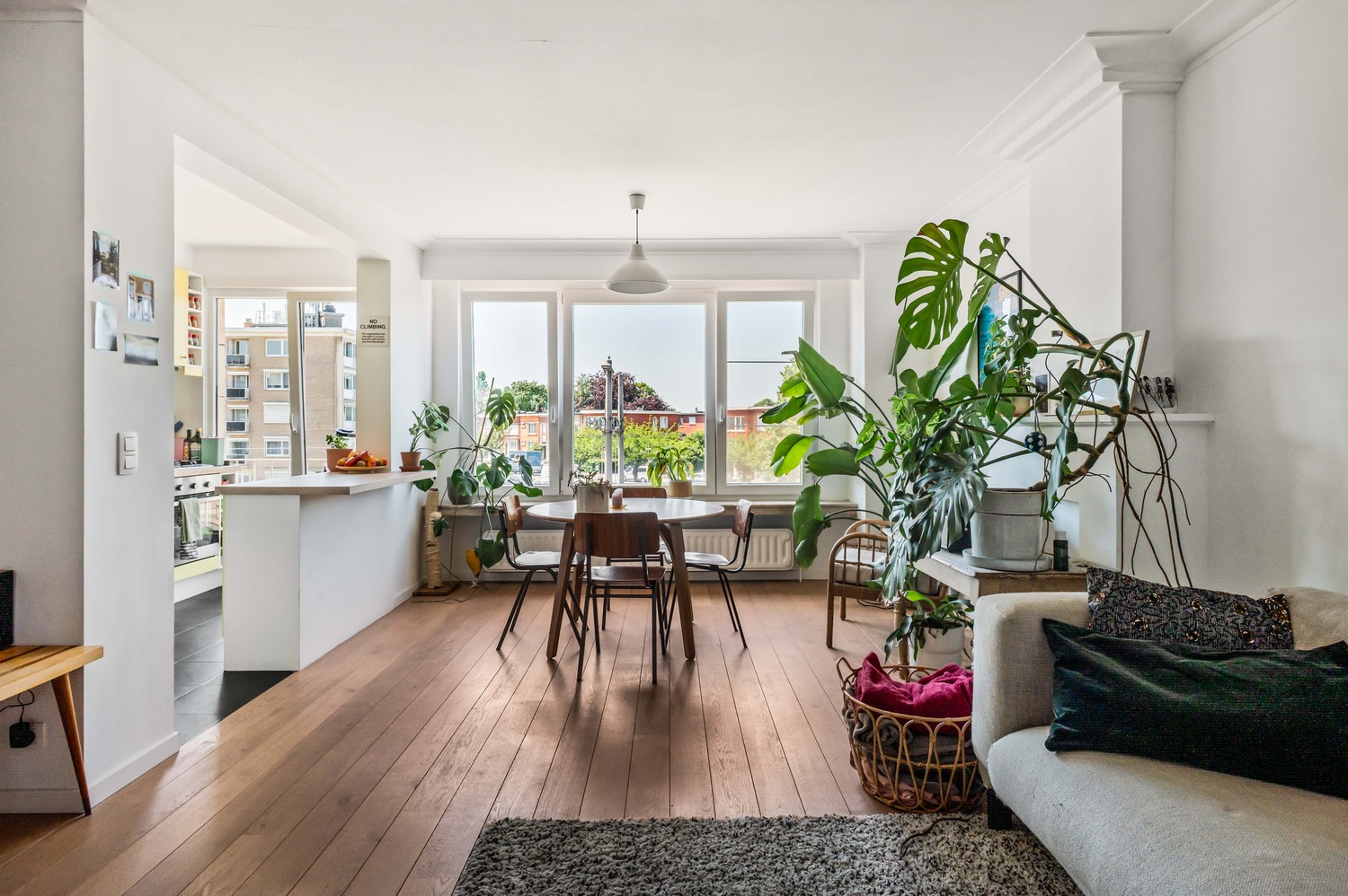 Gunstig gelegen, gerenoveerd 2 slaapkamer appartement met privatieve tuin! - foto 5
