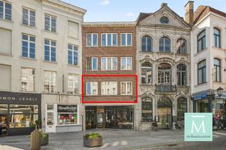 Ruim appartement met 2 slaapkamers gelegen in het hartje van Mechelen nabij de DijleDit charmant appartement is gelegen in een klein gebouw op de...