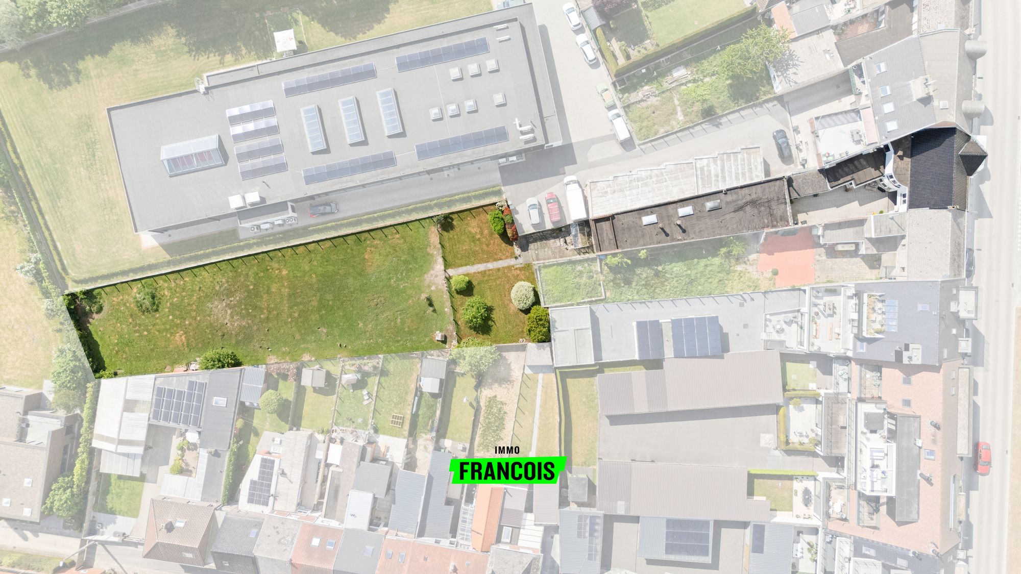 Uniek handelspand met woonst en ruime loods 195m² op topligging in Sint-Lievens-Houtem - foto 3