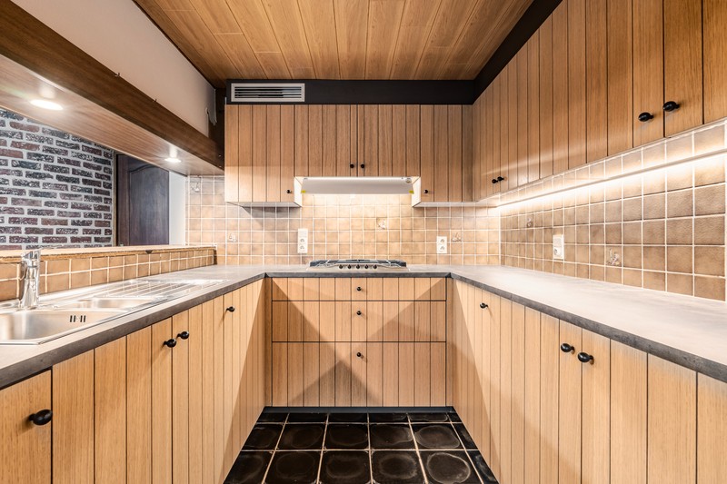 Op te frissen woning met perceel bouwgrond - foto 4