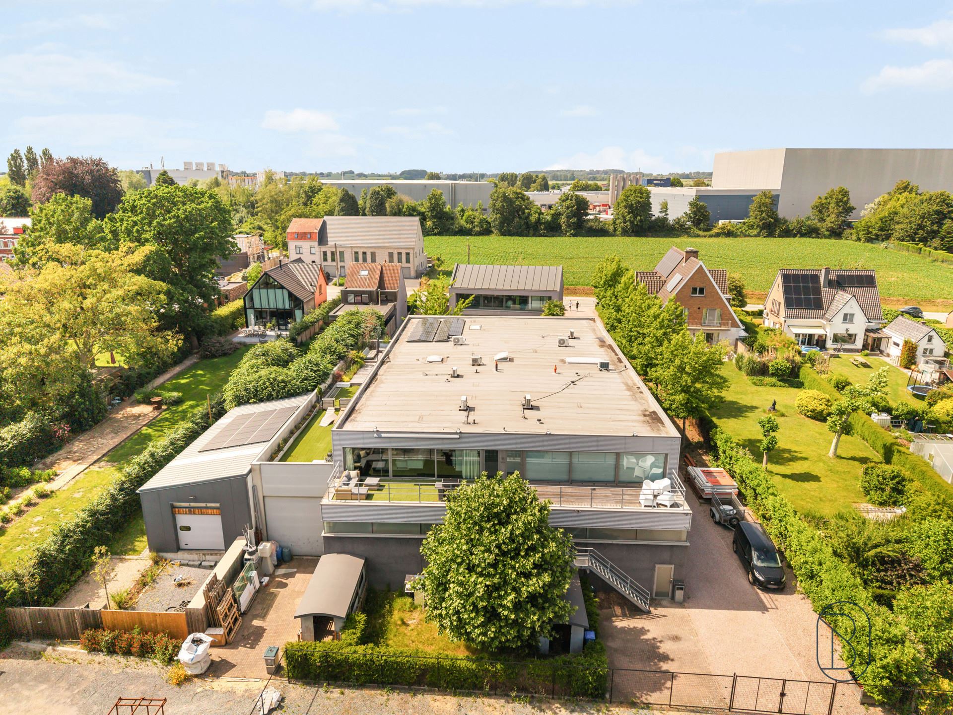 Wonen en werken (kantoren en loods): ideale investering! - foto 4