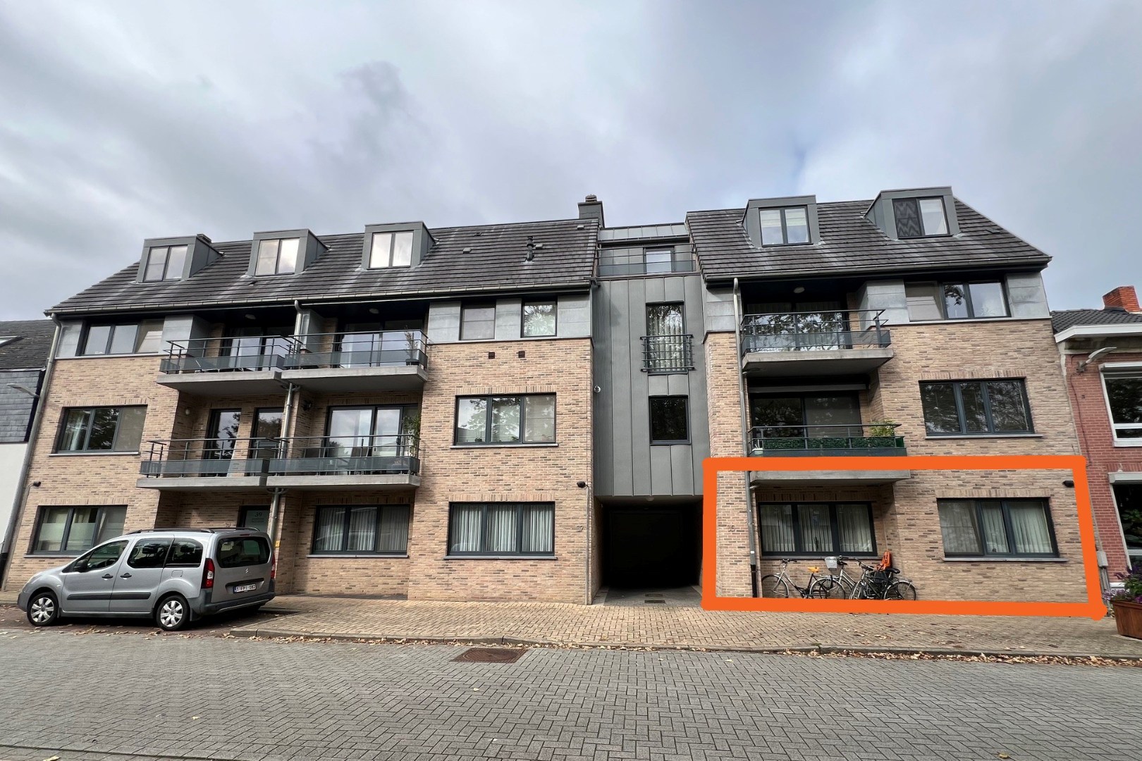 GLVL APPARTEMENT met 2 slpks, terras, garage te koop te Diest - foto 1