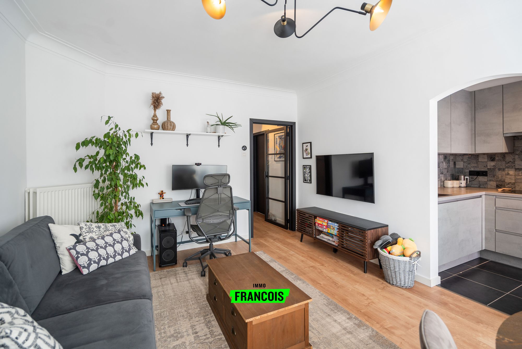 Stijlvol gerenoveerd appartement met 2 slaapkamers op toplocatie nabij zee te Blankenberge - foto 2