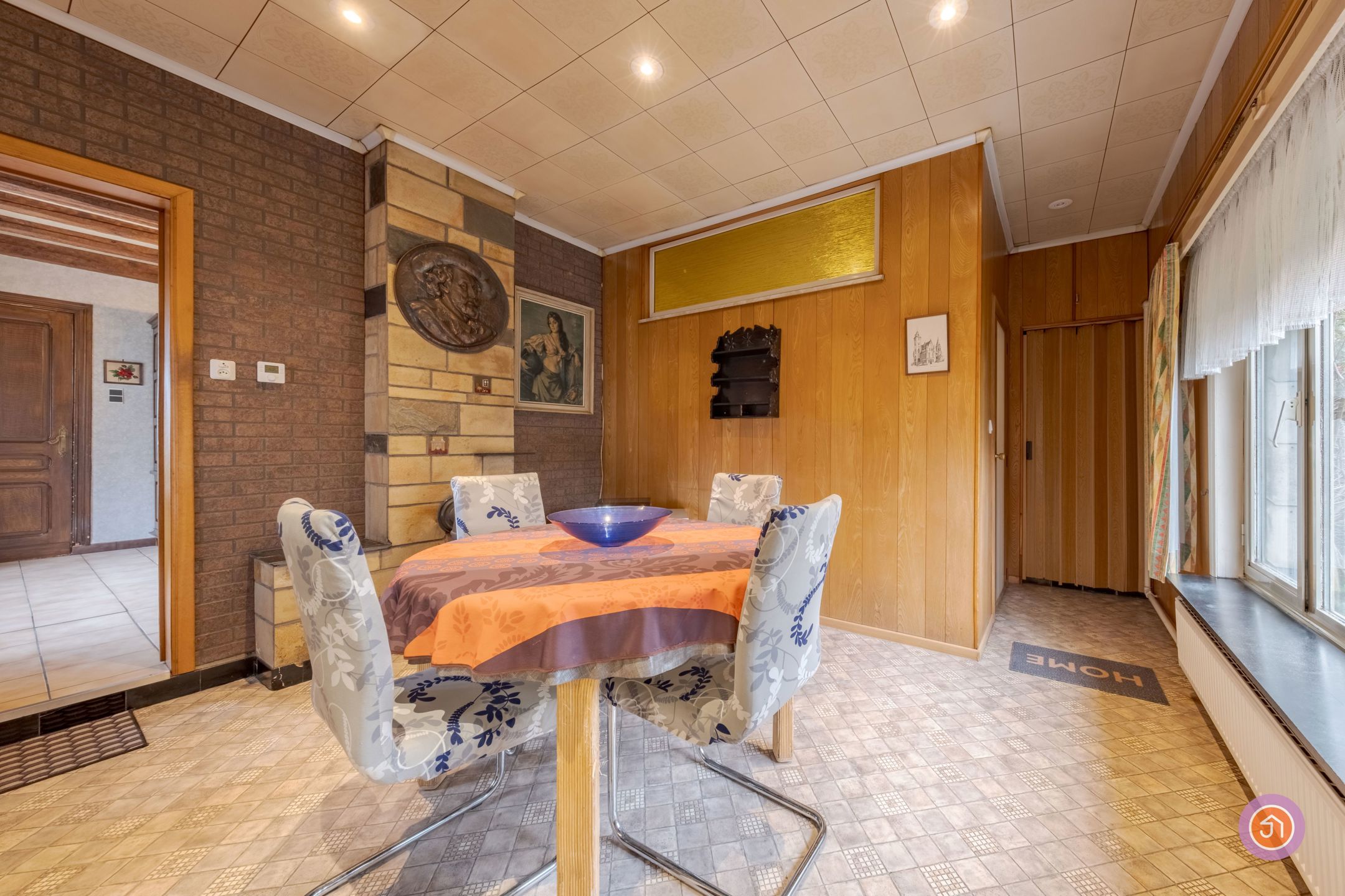 Zeer ruime en degelijke woning met uitweg langs achter - foto 5