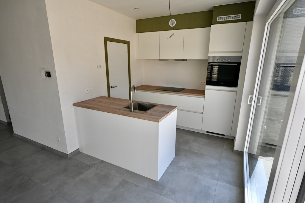 Nieuwbouwwoning in centrum Broechem met 3 slaapkamers ! - foto 3