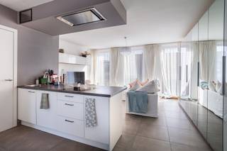 Ontdek deze stijlvolle studio in perfecte staat, gelegen in een recente residentie. Dankzij de kwalitatieve afwerking en slimme indeling is...