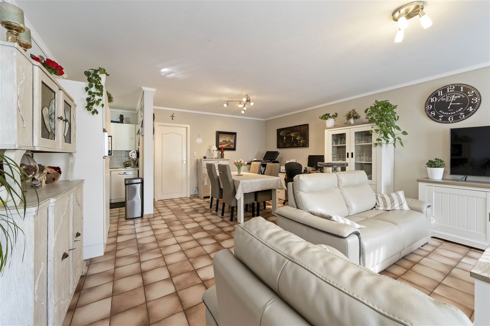 TE KOOP: Gelijkvloers appartement met 2 slaapkamers te Koersel! - foto 3