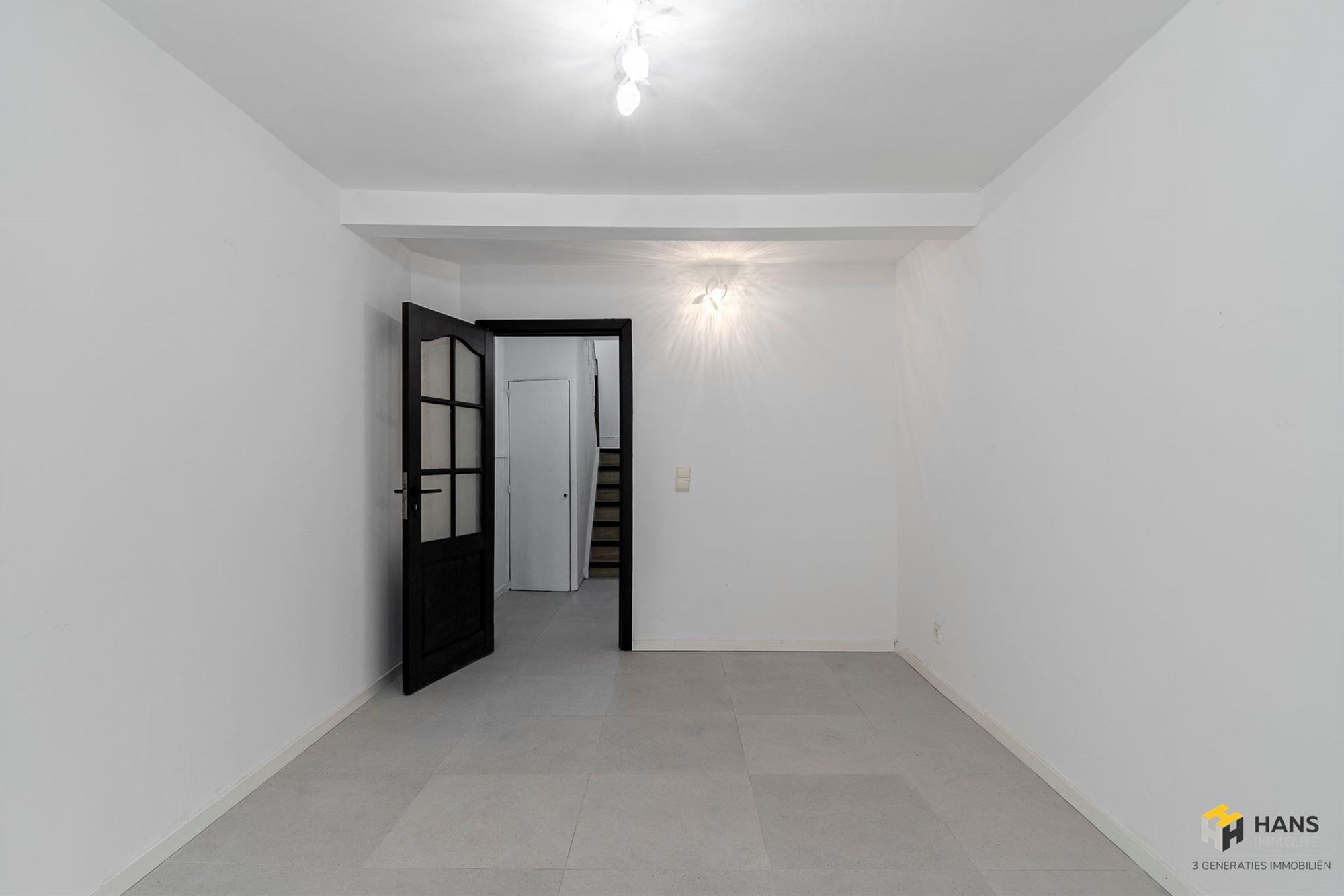 Gerenoveerde confortawoning (80 m²) met 3 slaapkamers en tuin (28 m²) in Deurne. - foto 2