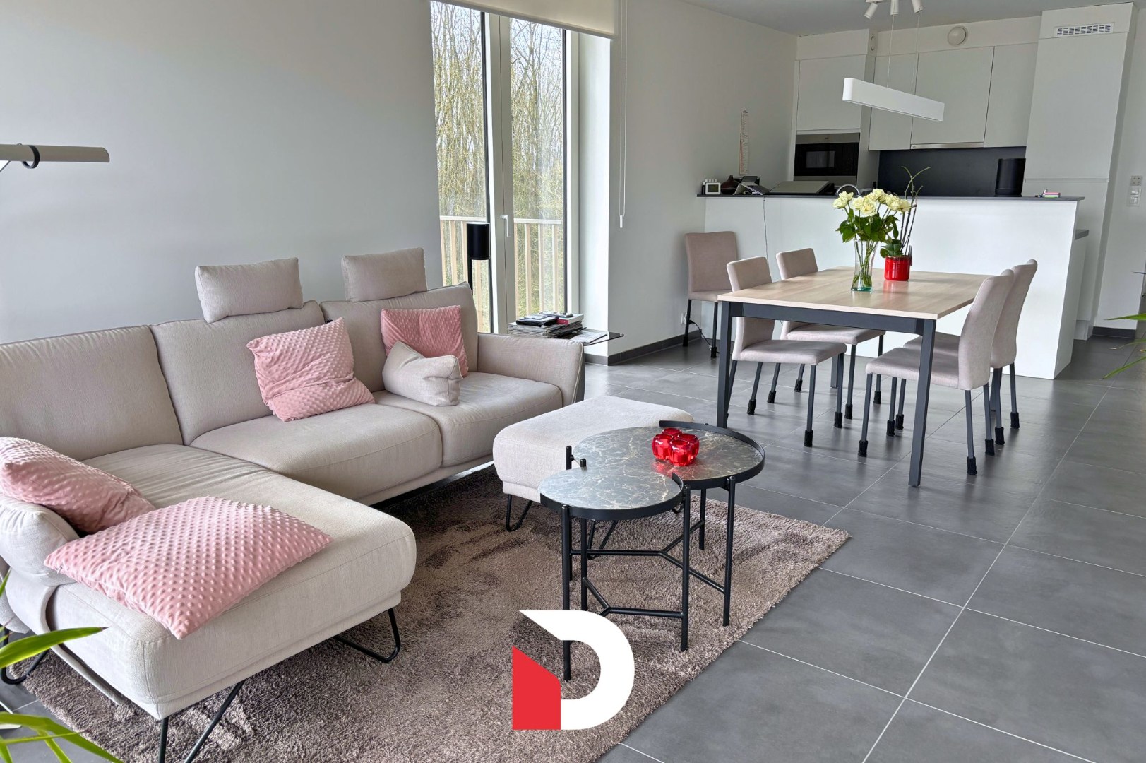 Recent appartement met 2 slaapkamers en zeer aangenaam hoekterras - foto 5