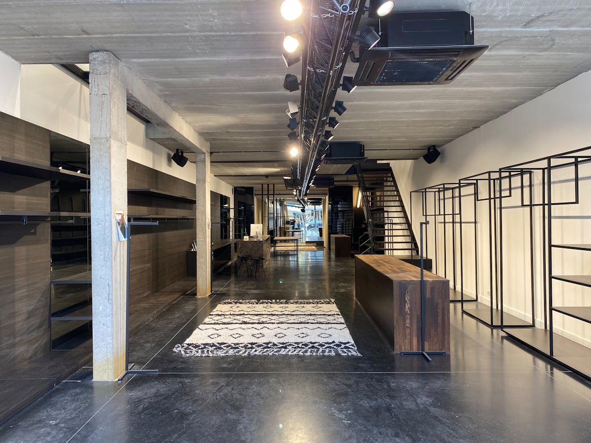 Recent instapklaar handelspand op topligging in Roeselare - foto 2