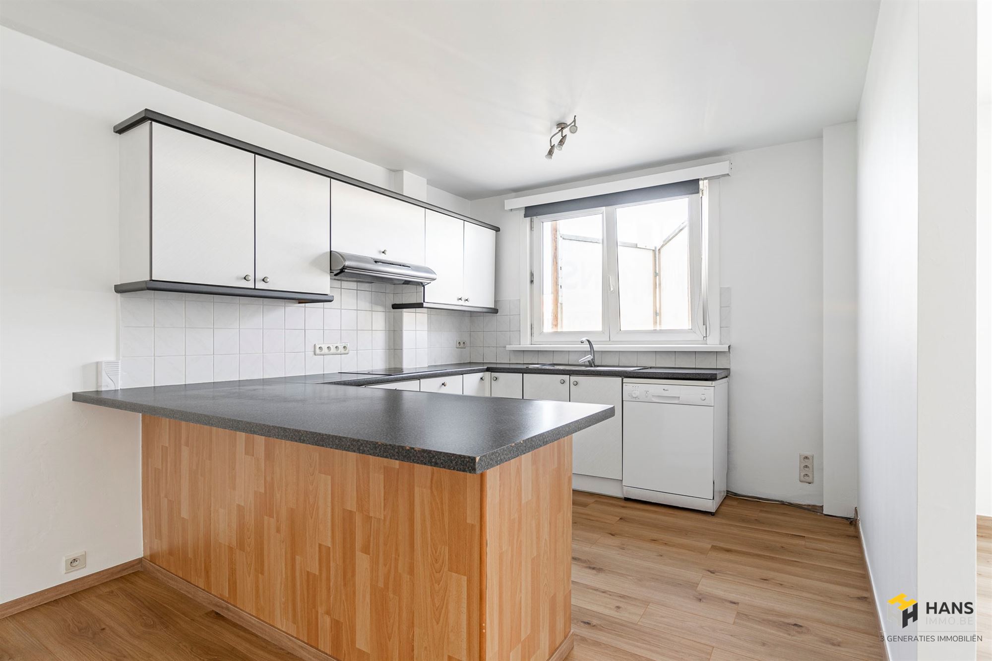 Op te frissen appartement (74 m²) met 2 slaapkamers in Deurne. - foto 5
