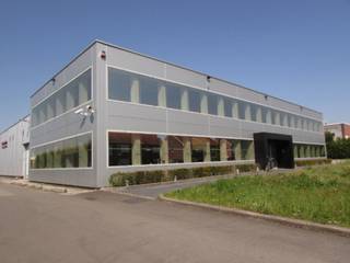 Bureaux modernes situé à 5 minutes de l’A12 et à 10 minutes du R0. Les bureaux sont équipés de toutes les plus nouvelles techniques. Ce qui veut...