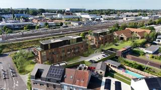 Dit lichtrijke appartement bevindt zich op het eerste verdiep van het moderne nieuwbouwproject Ernest en biedt een bewoonbare oppervlakte van maar liefst 90,94 m².<br /><br />Via de inkomhal heeft u toegang tot een apart toilet, een ruime berging, de badkamer met inloopdouche en dubbele wastafel, en twee slaapkamers.<br />Aansluitend komt u in de open keuken met aangrenzende grote leefruimte die uitkomt op de twee gezellige terrassen, ideaal voor ontspannen momenten of gezellige diners in de buitenlucht.<br /><br />Alle oppervlaktes zijn BVO. EPC en KI zijn nog niet gekend.