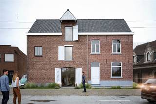 <p>Tussen het centrum van Itegem en Hulshout ligt deze oude mechanische maalderij met woonhuis. De maalderij is beschermd bouwkundig erfgoed. Er werd een uitvoerbare vergunning verkregen voor de renovatie van dit pand naar woonst met praktijkruimte, waarbij de praktijkruimte wordt ondergebracht in het gedeelte van de maalderij (zie virtuele voorstelling). Ook werd er een beheersplan opgesteld. Alle formaliteiten zijn dus vervuld, de werken kunnen gestart worden. Dit pand is ideaal voor een vrij beroeper, iemand die op zoek is naar woonst met atelier/praktijkruimte of voor een groot gezin. Volgens de vergunning is voorzien dat de woning zal beschikken over een inkomhal met apart toilet, een ruime berging, een zithoek, een keuken en eetplaats. Op de eerste verdieping zijn 2 slaapkamers, een badkamer en een dressing voorzien, er is een vaste trap naar de zolder waar makkelijk nog 2 extra slaapkamers kunnen ondergebracht worden. Verder is er nog een kelder. Op de eerste verdieping van de maalderij is een landschapskantoor voorzien met zicht op de Netevallei, een stockageruimte en keuken. Ook in dit gedeelte is een vaste trap naar de zolder voorzien die nog kan ingericht worden als archiefruimte. De gepubliceerde prijs betreft de prijs in de staat waarin het pand zich op heden bevindt, met vergunning en beheersplan. Indien gewenst kan er een offerte gemaakt worden voor de nog uit te voeren werken. Casco, semi-casco of volledig afgewerkt behoort tot de mogelijkheden. </p>