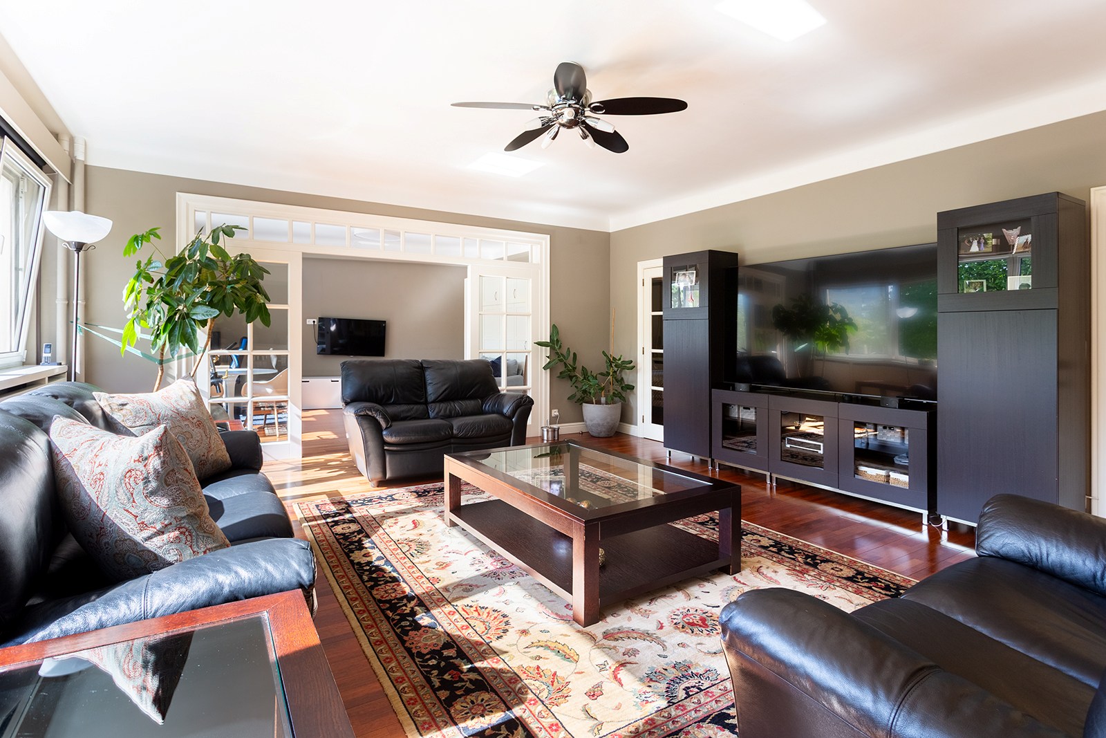 MEGA ruim 3-slaapkamer appartement met zicht op groen - foto 2