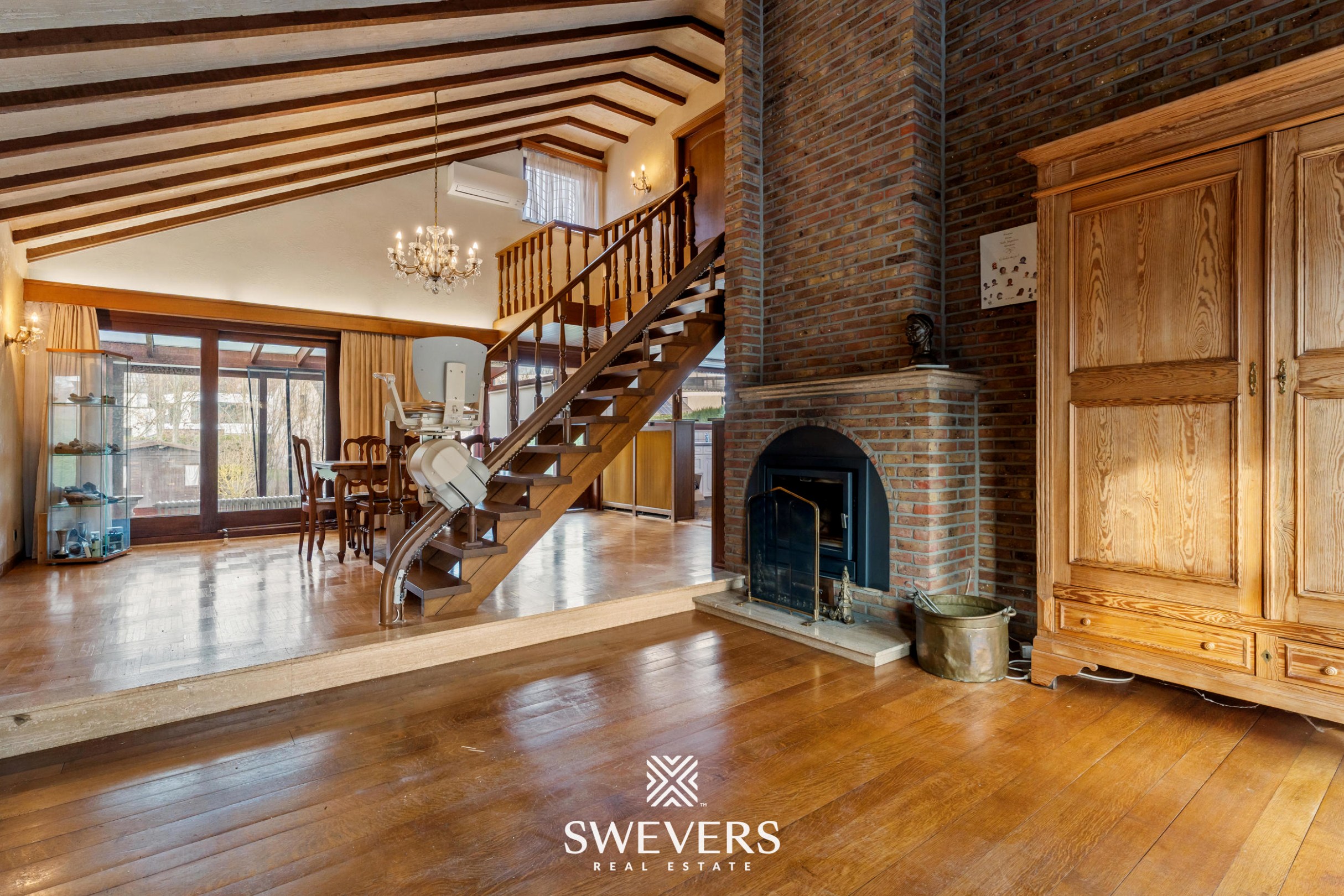 Ruime open bebouwing met inpandige garage en mooie tuin nabij het centrum van Hasselt - foto 5