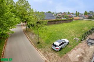 Ideaal gelegen bouwgrond van 624m² voor een halfopen bebouwing met optie tot het bouwen van een garage of carport.Deze bouwgrond gesitueerd in het...