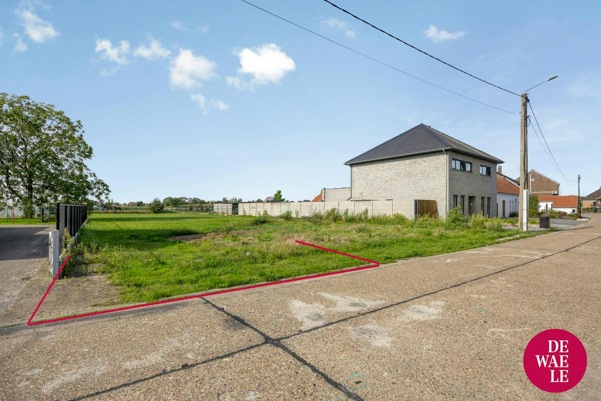Bouwgrond halfopen bebouwing te koop in Elen 696 m² - foto 5