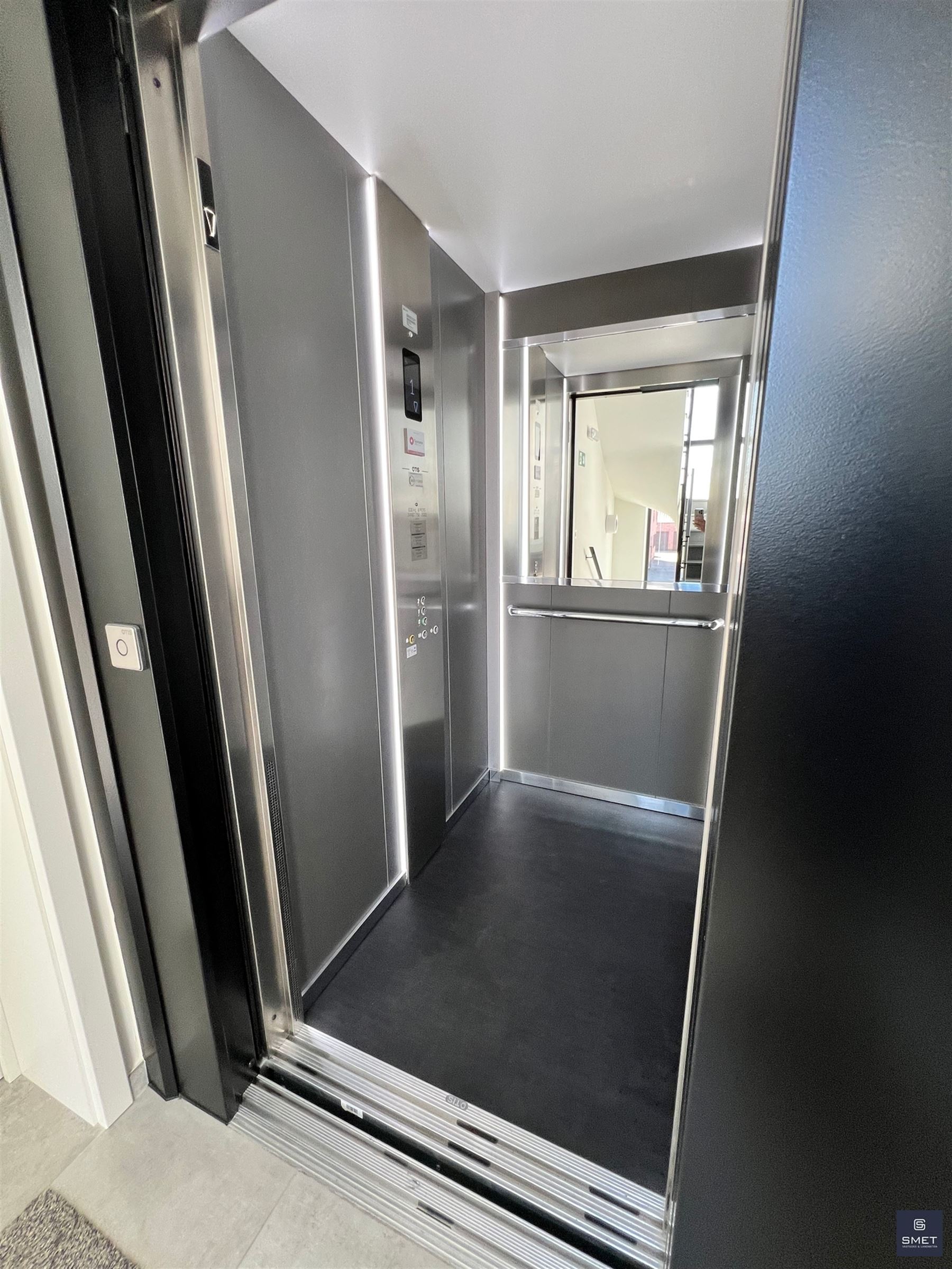 Apartment for rent in Sint-Gillis-Waas with 1 bedroom - photo 4
