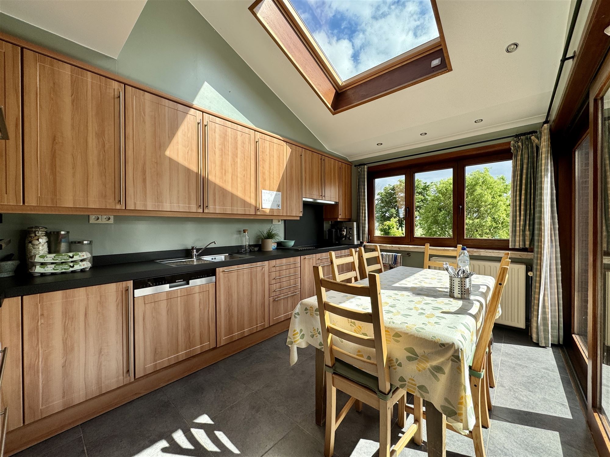 Maison - photo 5