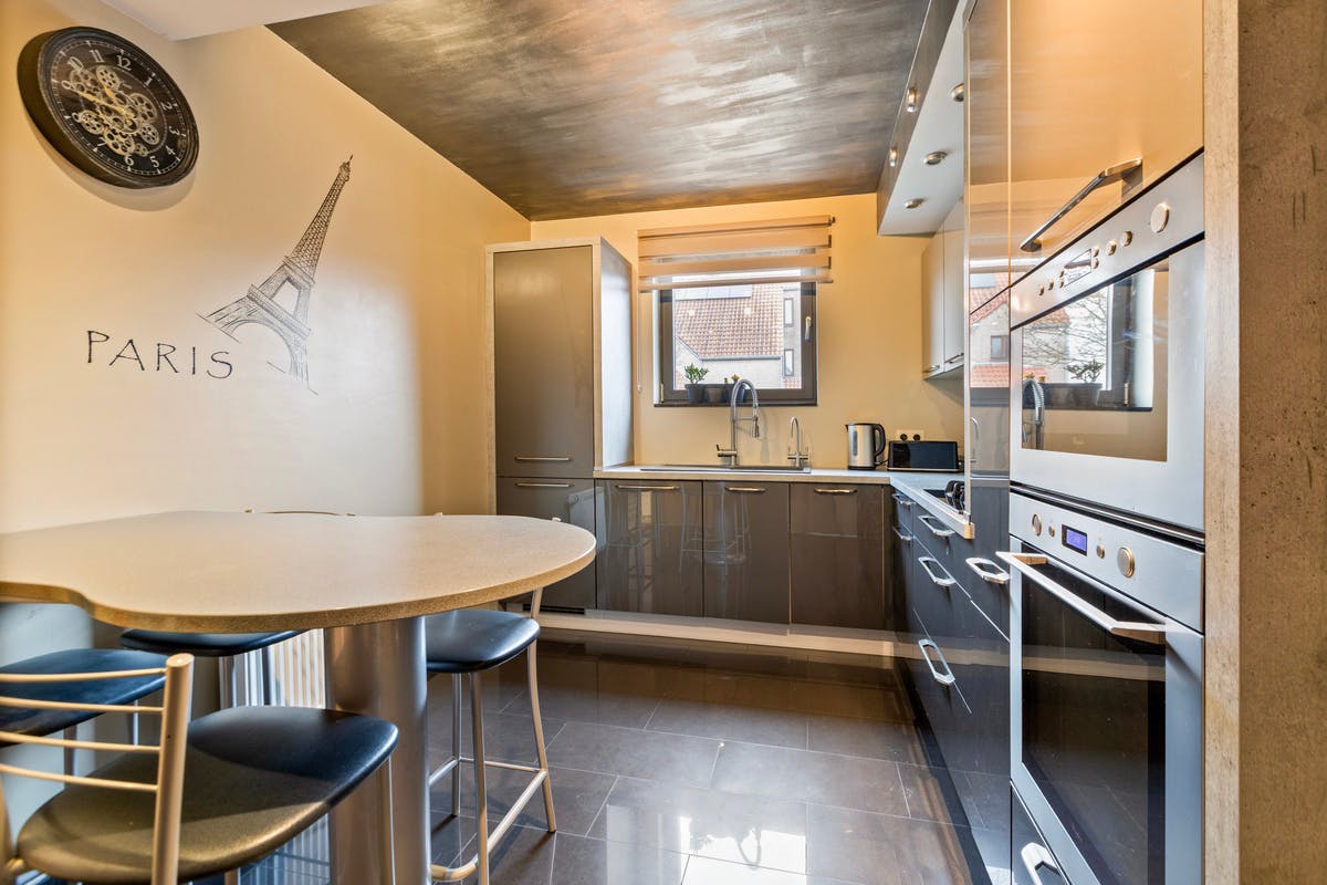 Instapklare woning met garage te koop in Bilzen - foto 5