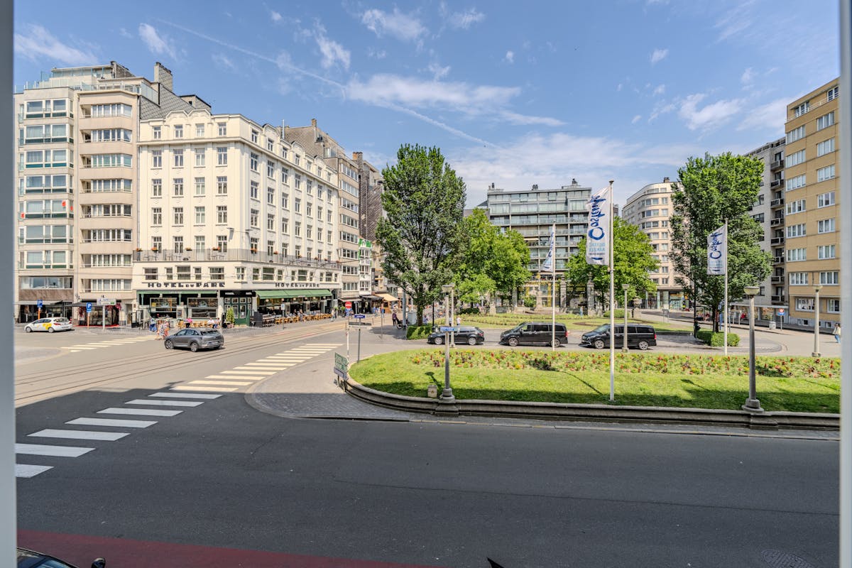 Lichtrijk hoekappartement te centrum Oostende - foto 5